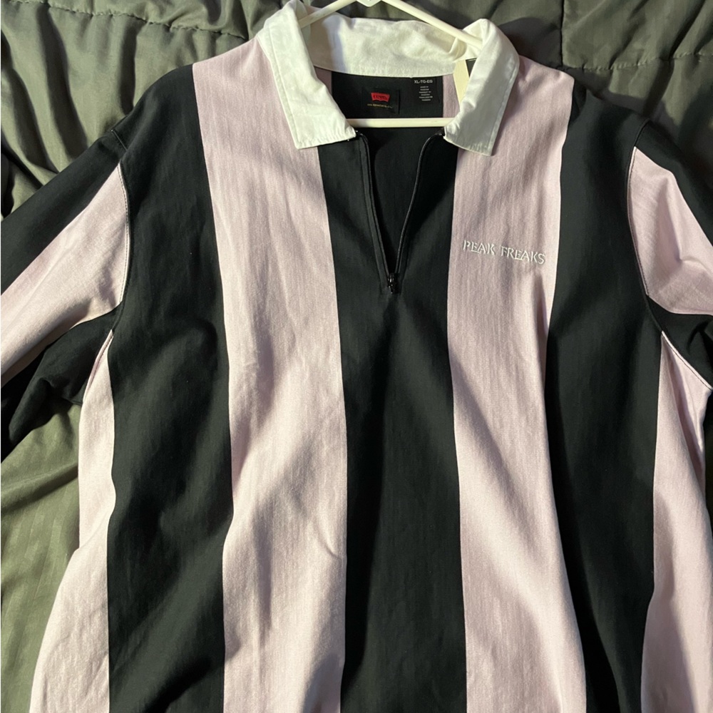 COPY - Levi shirt